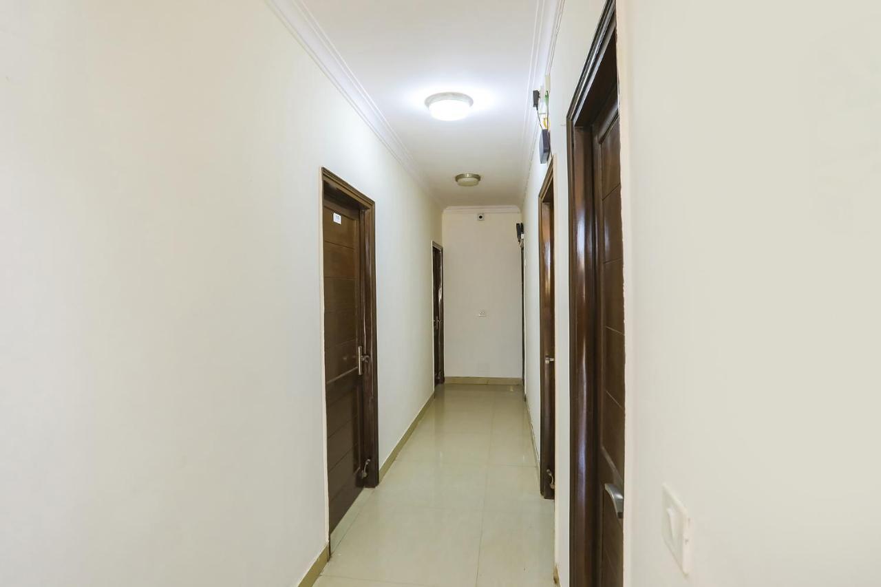 Fabexpress Jpm Harshdeep Hotel Ню Делхи Екстериор снимка
